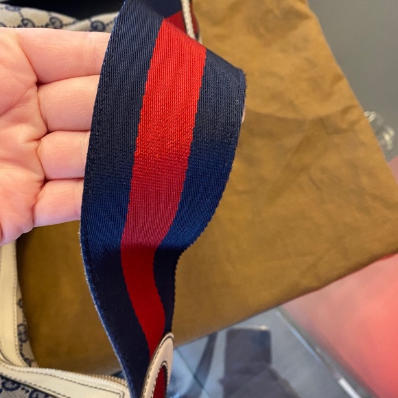 AUTHENTIC GUCCI HOBO💙 - Picture 7 of 12